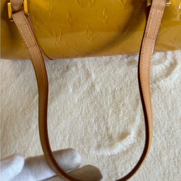 100% Authentic Louis Vuitton Monogram Vernis Bedford Handbag - Picture 12 of 16